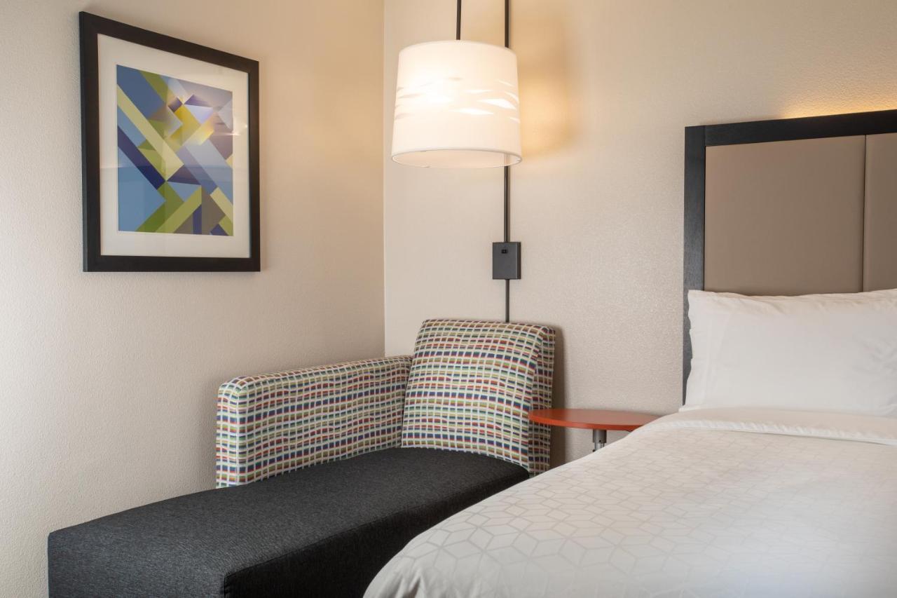 Holiday Inn Express Prescott By Ihg Экстерьер фото