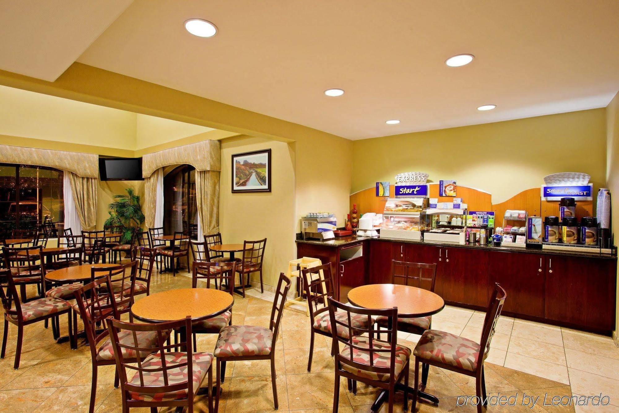 Holiday Inn Express Prescott By Ihg Ресторан фото