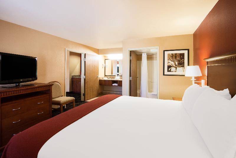 Holiday Inn Express Prescott By Ihg Экстерьер фото